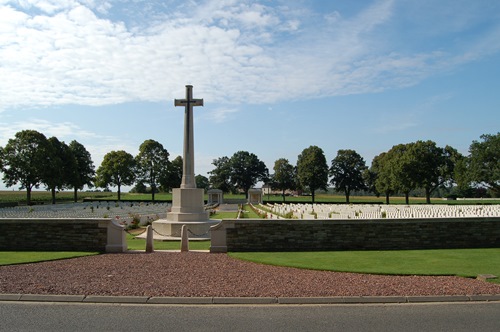 Oorlogsbegraafplaats van het Gemenebest Delville Wood #5