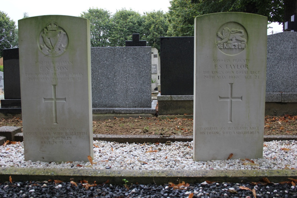 Commonwealth War Graves Hoogstade Churchyard #3