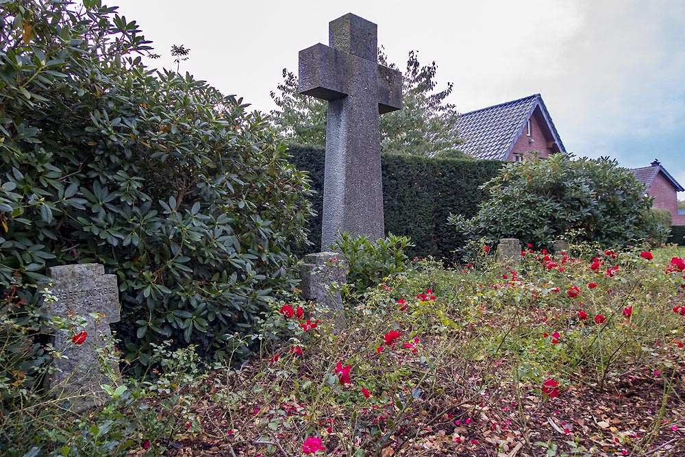 Duitse Oorlogsgraven Hetzerath #2