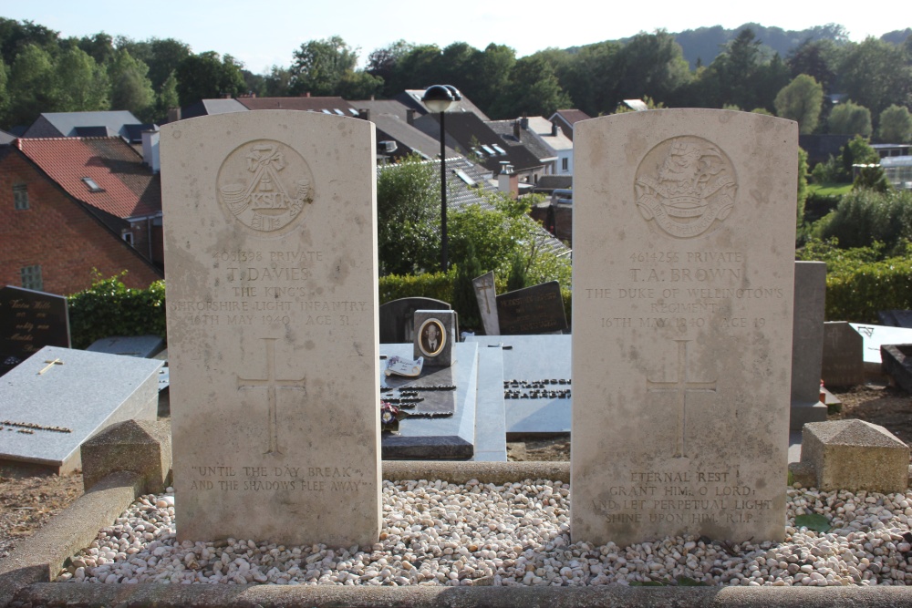 Commonwealth War Graves Huldenberg #2