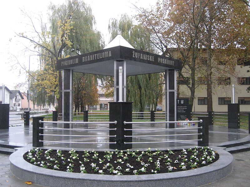 Monument Gesneuvelde Kroatische Verdedigers Zupanja