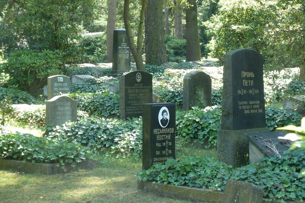 Soviet War Cemetery Michendorfer Chaussee #4