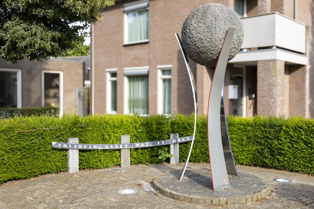 Liberation monument Bakel #1
