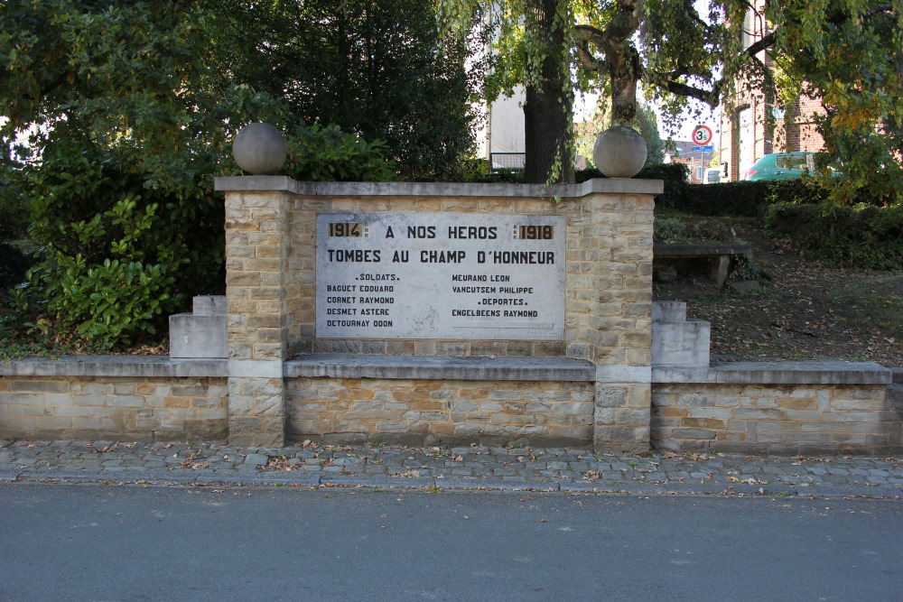 Oorlogsmonument Ronquires	