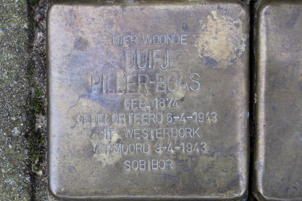 Stolpersteine Veeteeltstraat 97 #2