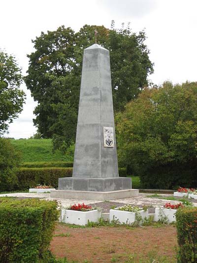 Begraafplaats Slachtoffers Nationaal-Socialisme Narva