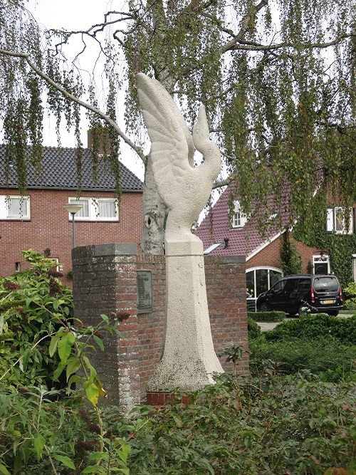 Oorlogsmonument Winsum #2