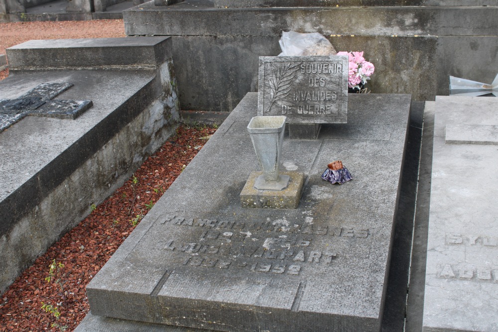 Belgian Graves Veterans Basècles #1