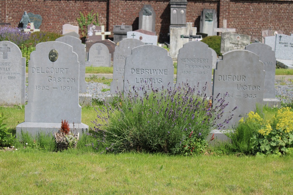 Belgian Graves Veterans Saint-Symphorien #3