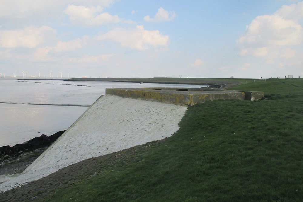 M.F.B. Termunten - Gun Emplacement 10,5 cm Flak #4