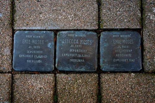 Stolpersteine Bischofstrae 5