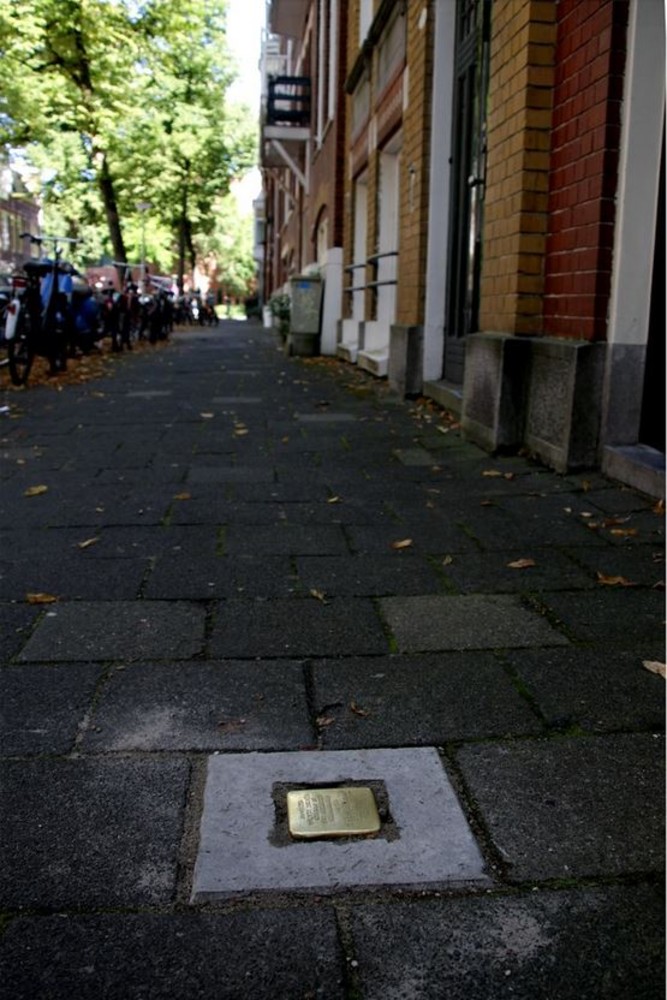 Stumbling Stone H.W. Mesdagstraat 22 #2