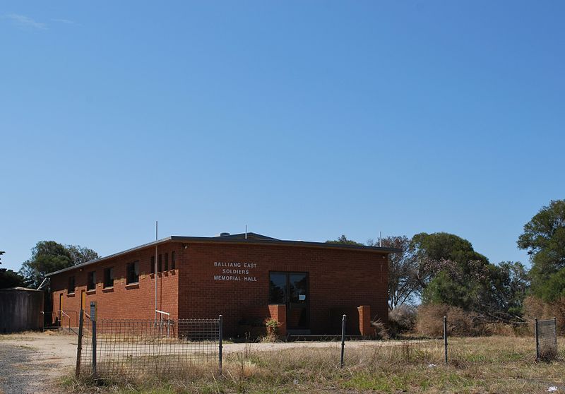 War Memorial Hall Balliang East