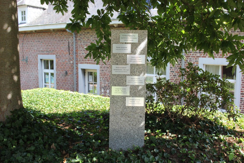 Monument Rechtvaardigen Onder de Volkeren Ottignies