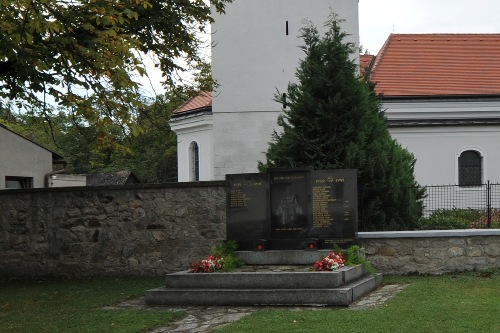 War Memorial Markthof #1
