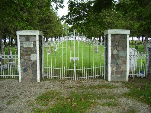 Commonwealth War Graves Clinton Cemetery