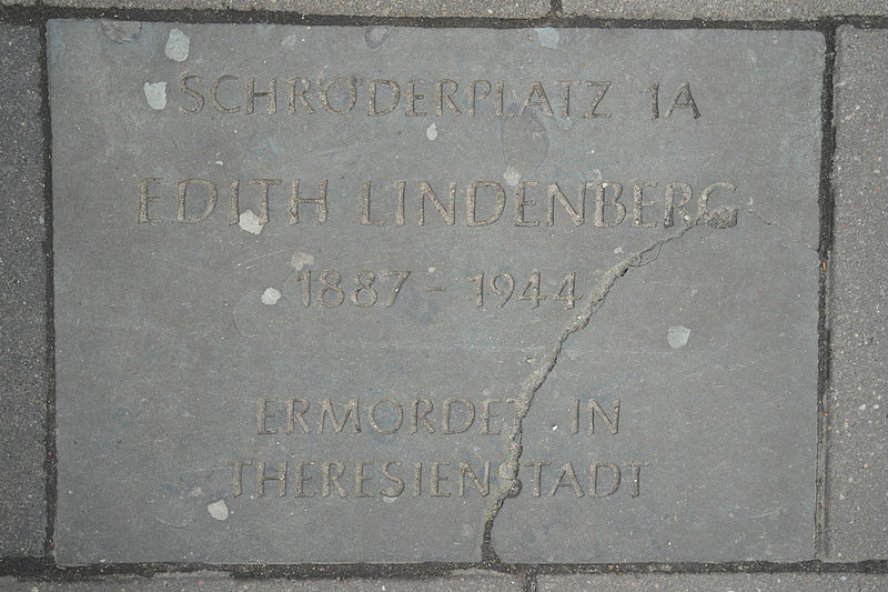 Memorial Stones Schrderplatz 1a #1