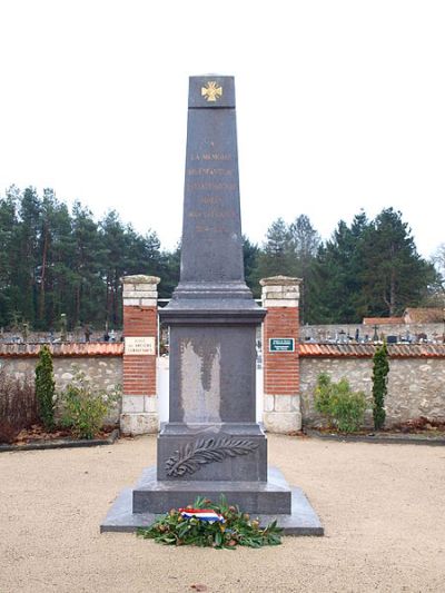 War Memorial La Fert-Saint-Cyr #1