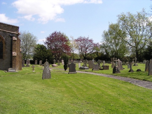 Commonwealth War Grave St. Barnabas Churchyard #1