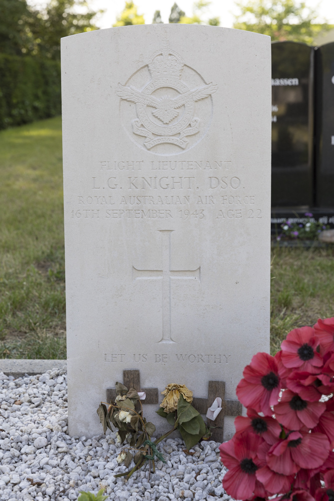 Commonwealth War Graves Den Ham #2