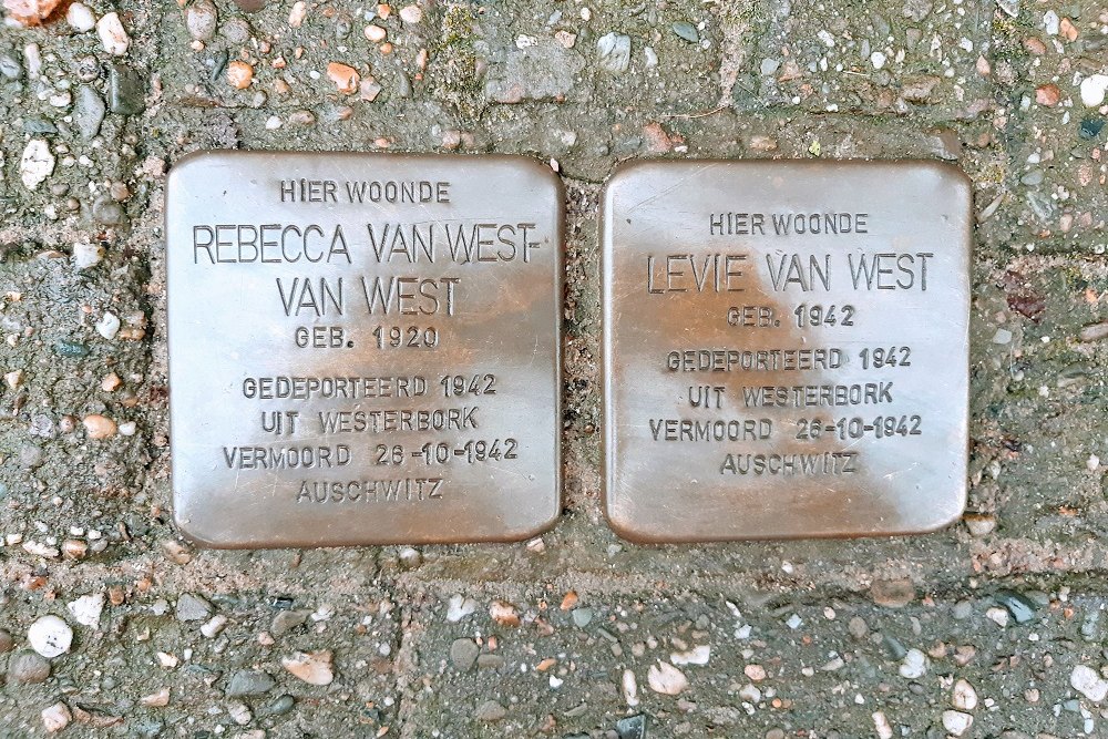 Stolpersteine Recht Boomsloot 34-lll #3