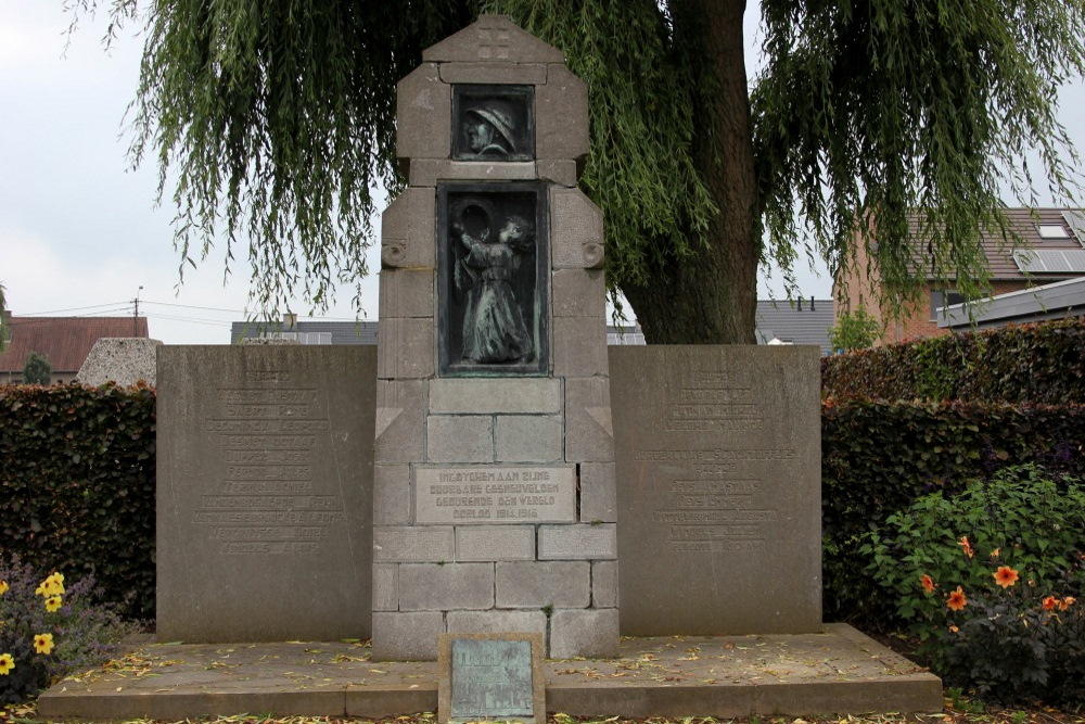 War Memorial Ingooigem #2