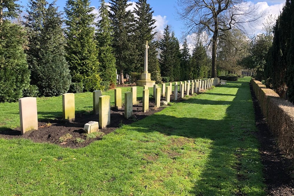 Oorlogsgraven van het Gemenebest Oosterbegraafplaats Enschede #2