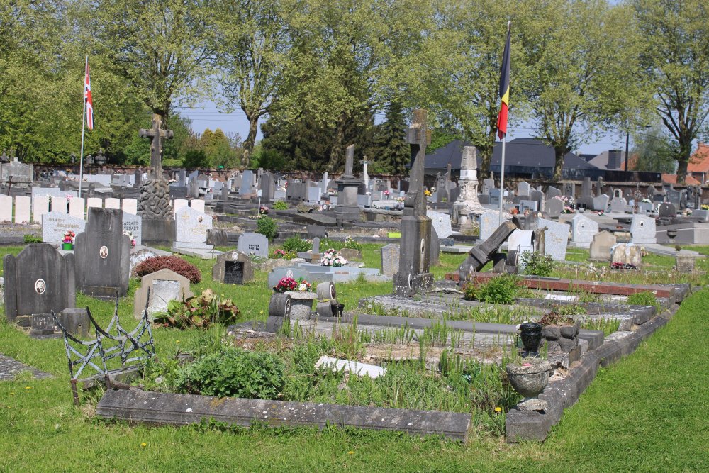 Belgische Oorlogsgraven Dour	