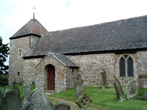 Commonwealth War Grave St. John the Baptist Churchyard