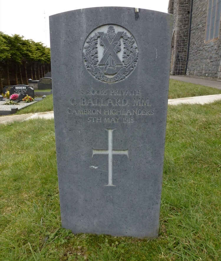 Commonwealth War Grave Newtownhamilton Church Of Ireland Churchyard