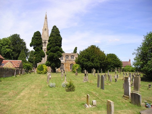 Oorlogsgraven van het Gemenebest St Peter Churchyard