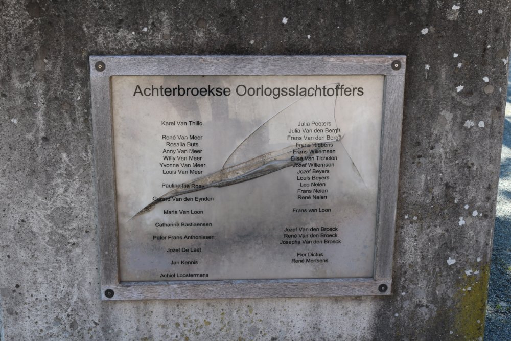 Oorlogsmonument Achterbroek #3