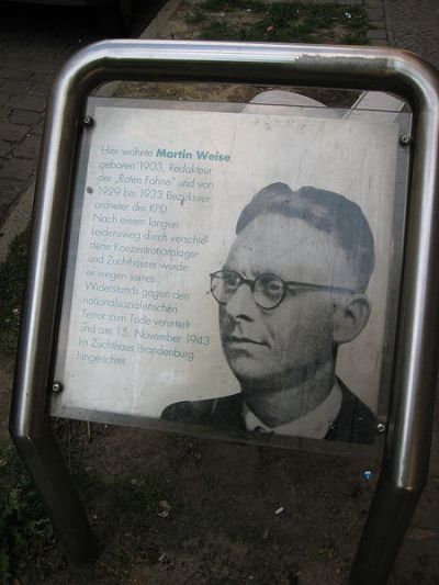 Monument Martin Weise #1