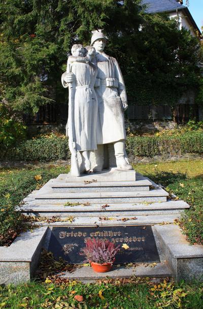 Oorlogsmonument Raschau #1