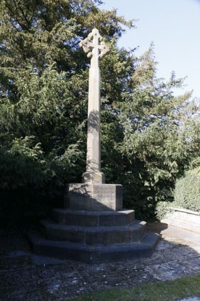 Oorlogsmonument Avington #1