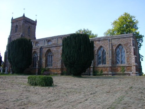 Commonwealth War Grave St. Mary Churchyard