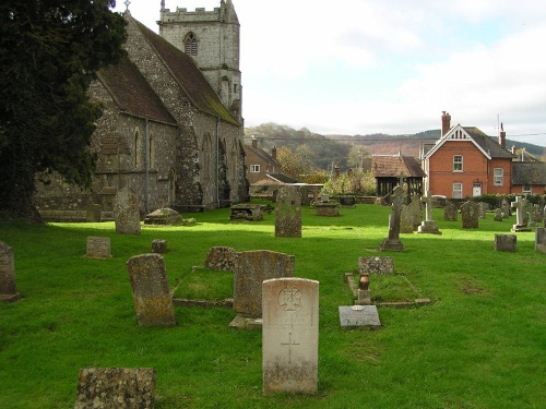 Commonwealth War Grave Holy Trinity Churchyard #1