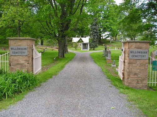 Oorlogsgraf van het Gemenebest Willow Bank Cemetery