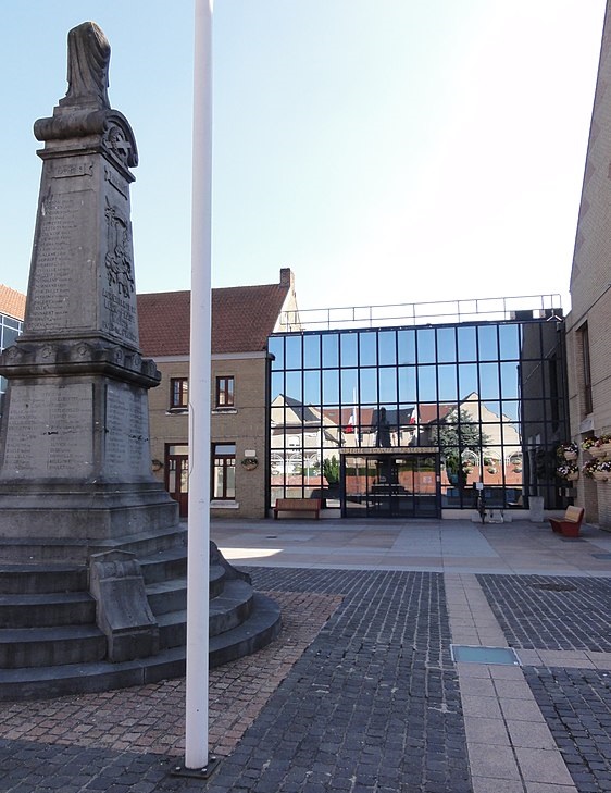 Oorlogsmonument Loon-Plage