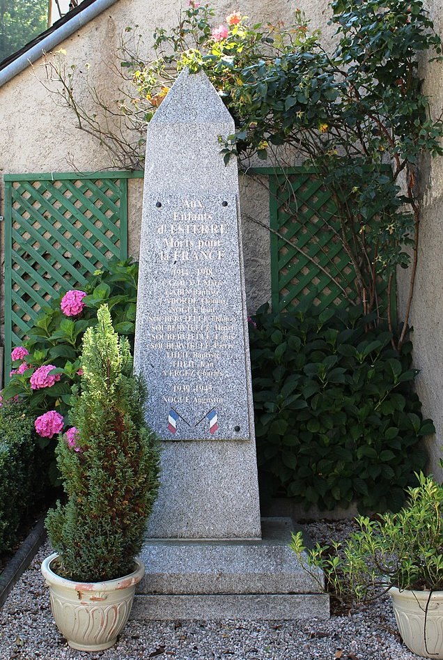 Oorlogsmonument Esterre #1