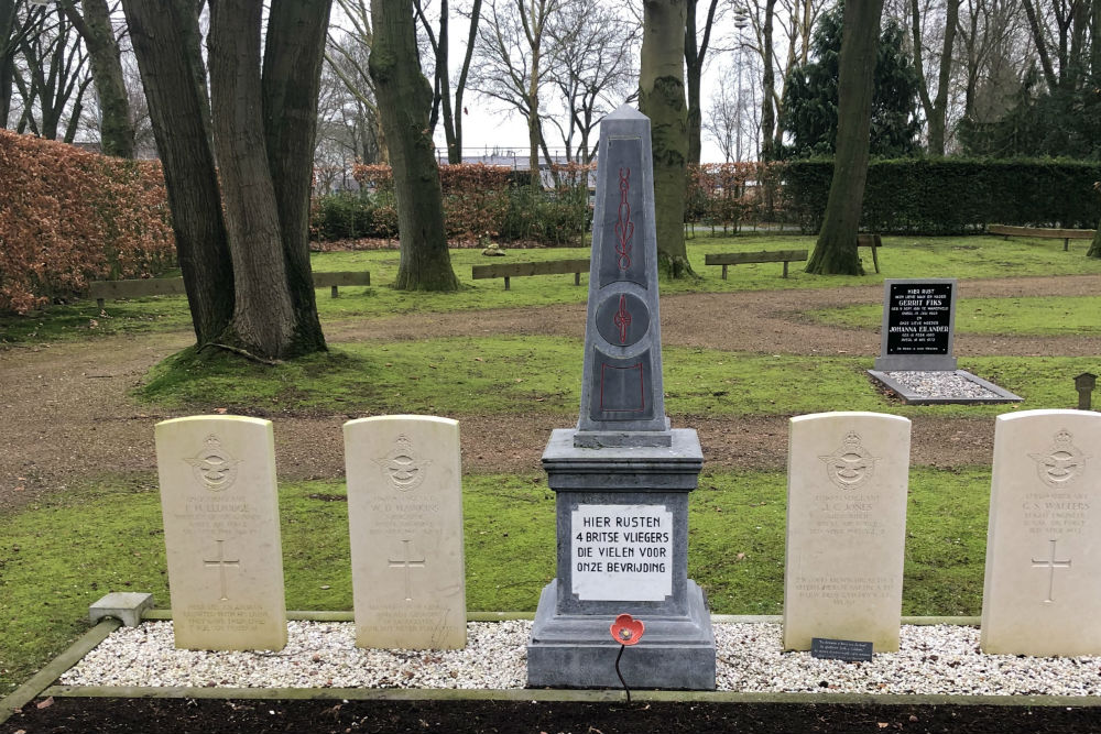 Commonwealth War Graves Wapenveld #1