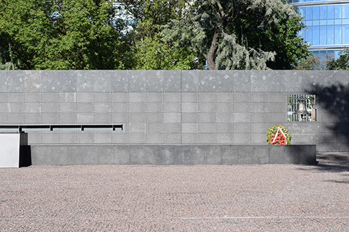 Memorial Wall Victims Warsaw Uprising #2