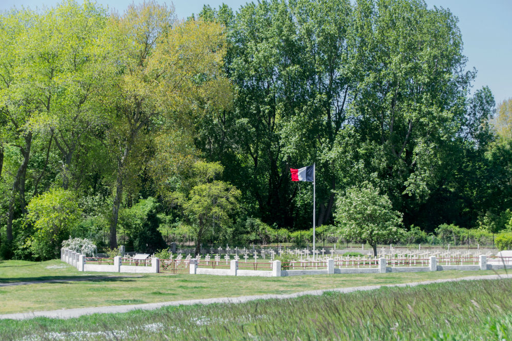 French War Cemetery Fort des Dunes Leffrinckoucke