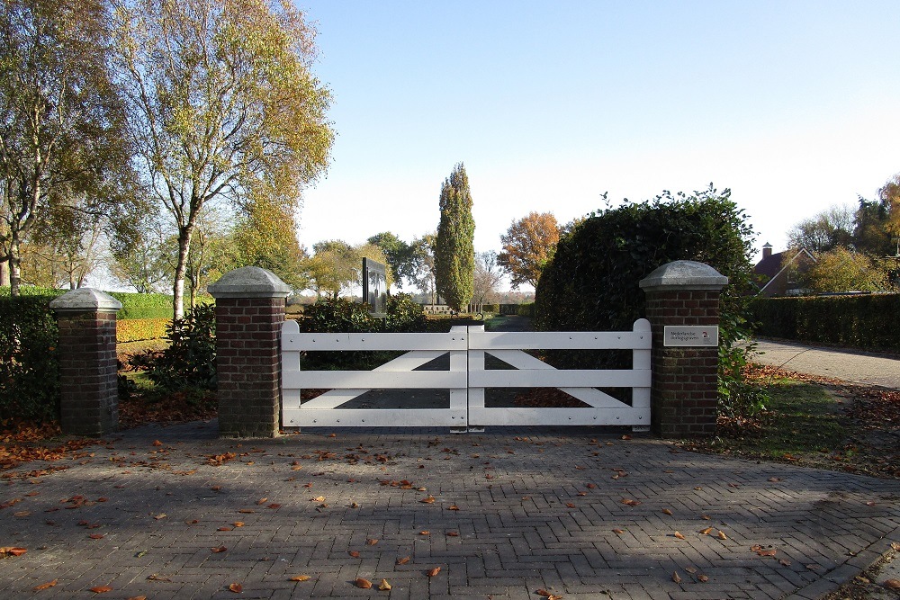 Dutch War Graves Municipal Cemetery Grolloo #5