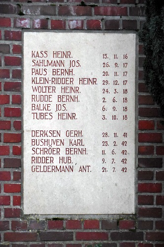 War Memorial Borken #3