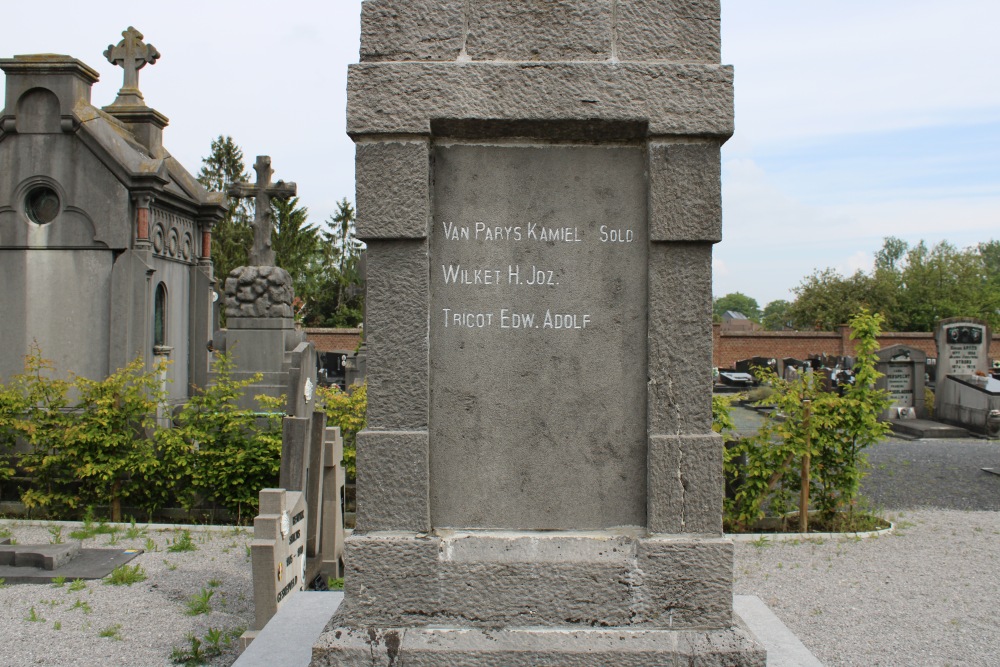 Oorlogsmonument Begraafplaats Kapelle-op-den-Bos	 #3