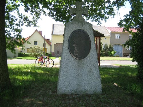 Oorlogsmonument Glau #1