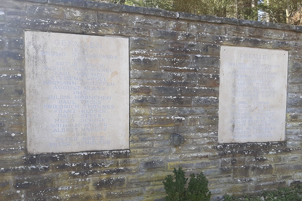 Oorlogsmonument Hellenthal #2