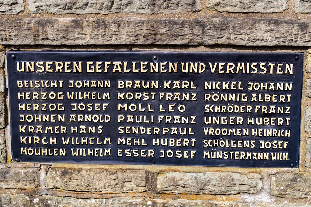 Oorlogsmonument Diepenlinchen #2