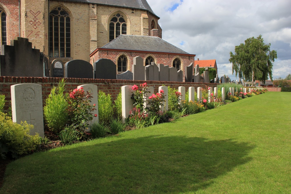 Commonwealth War Cemetery Reningelst Extension #2